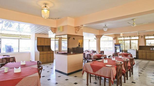 Hotel Sarovar